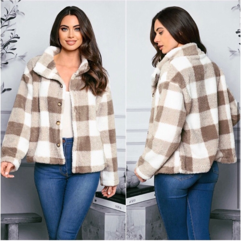 LAST ONE: Plaid Sherpa beige white women’s cute fall warm soft button coat - Picture 3 of 4